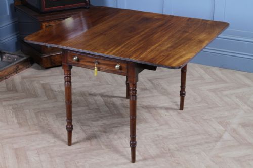 ANTIQUE GEORGIAN MAHOGANY PEMBROKE DROP LEAF TABLE FITTED SILVER DRAWER WITH KEY - ADDITIONAL PHOTO 1