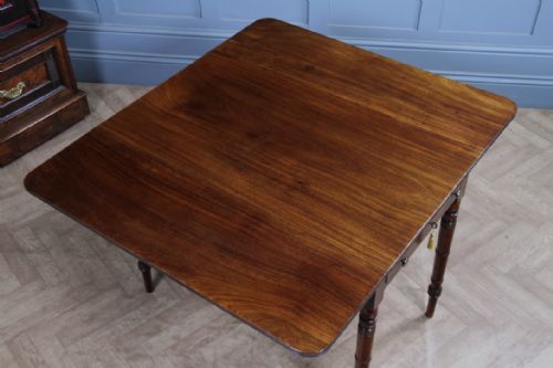 ANTIQUE GEORGIAN MAHOGANY PEMBROKE DROP LEAF TABLE FITTED SILVER DRAWER WITH KEY - ADDITIONAL PHOTO 13
