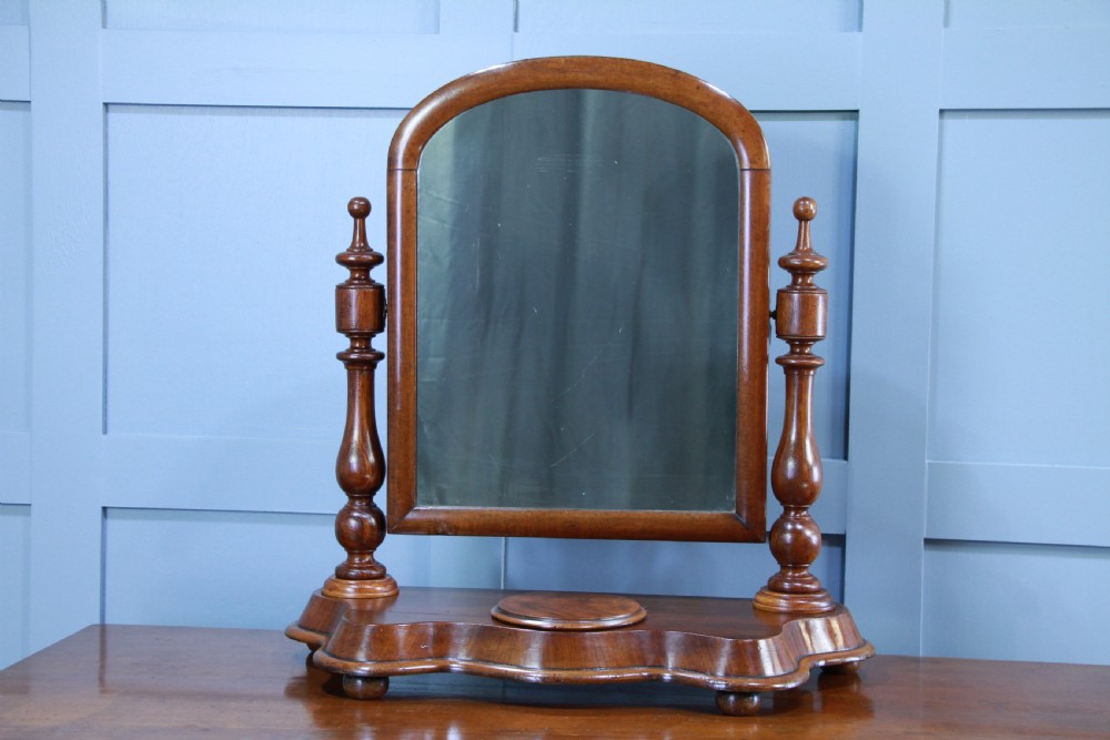 Antique Late Victorian Turned Mahogany Dressing Table Toilet Swing Mirror C1880 View II