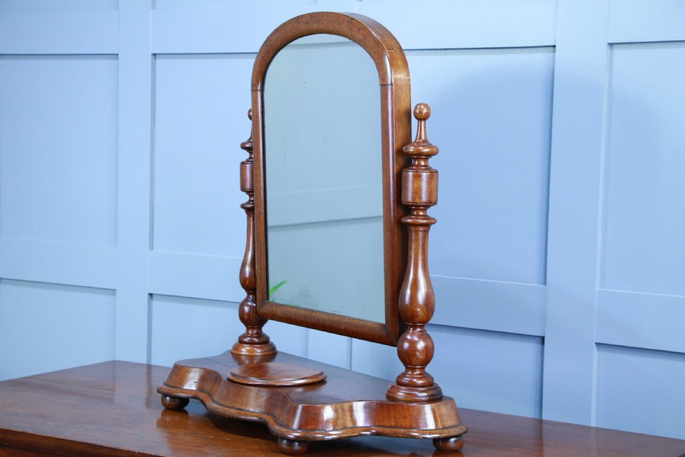Antique Late Victorian Turned Mahogany Dressing Table Toilet Swing Mirror C1880 View IV