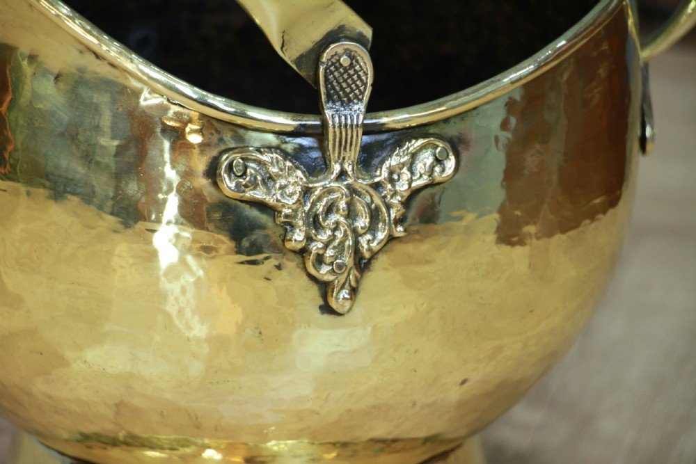 Antique Edwardian Solid Brass Helmet Coal Bucket Fireside Scuttle Kindling Log View III