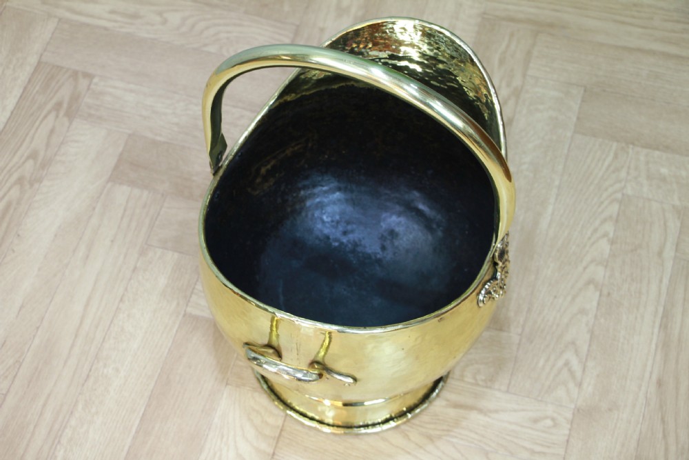 Antique Edwardian Solid Brass Helmet Coal Bucket Fireside Scuttle Kindling Log View IV