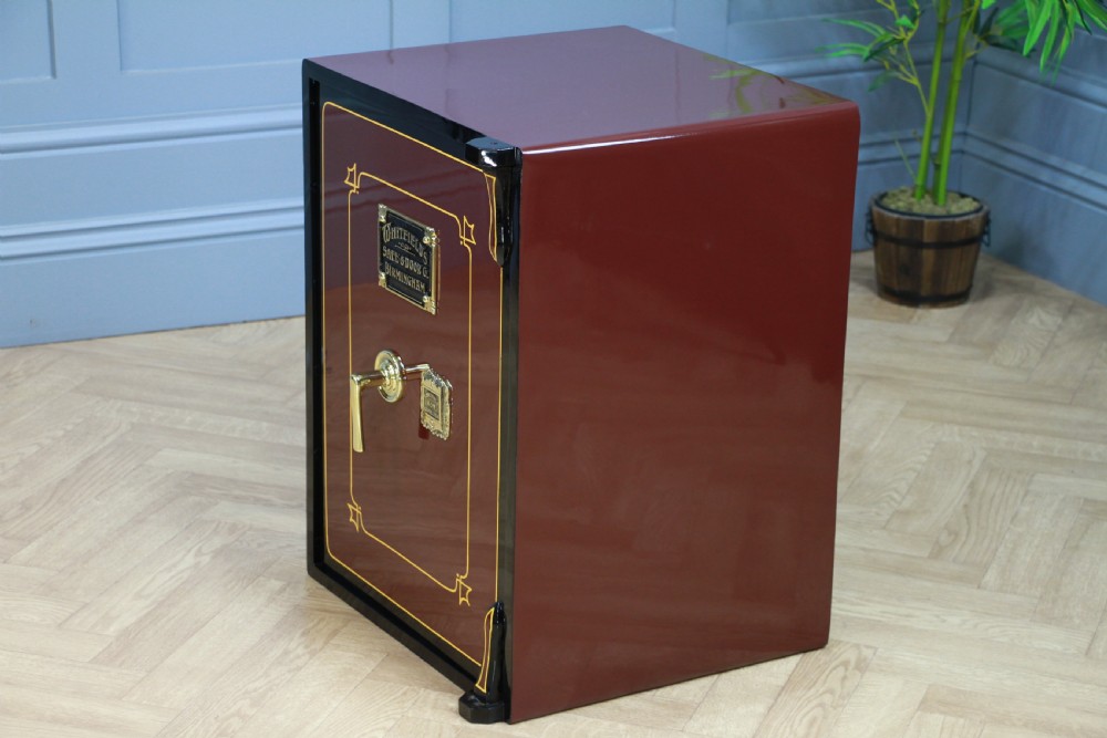 Antique 'WHITFIELD'S' Luxury Fireproof Safe Fully Restored With Keys Vintage View VIII