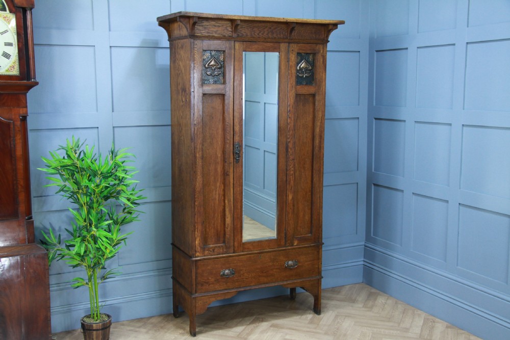 Original Antique Edwardian Art Nouveau Solid Meduim Oak Small Single Wardrobe