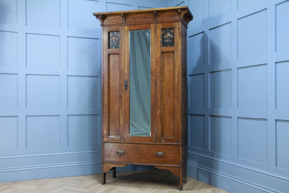Original Antique Edwardian Art Nouveau Solid Meduim Oak Small Single Wardrobe View X