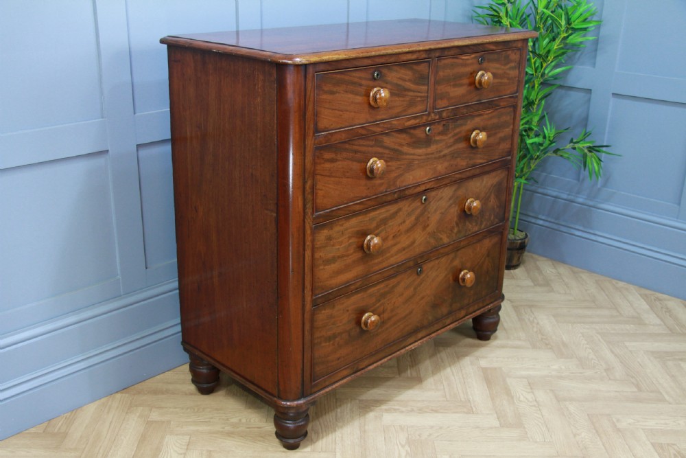 Antique Original Early Victorian Rounded Corner Mahogany Chest of 5 Drawers 1860 View III