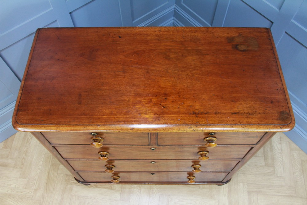 Antique Original Early Victorian Rounded Corner Mahogany Chest of 5 Drawers 1860 View V