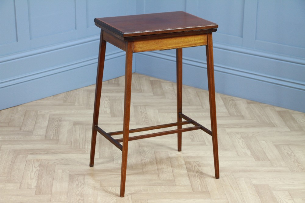 Antique Edwardian Mahogany Fold Over Card Games Small Occasional Hall Lamp Table