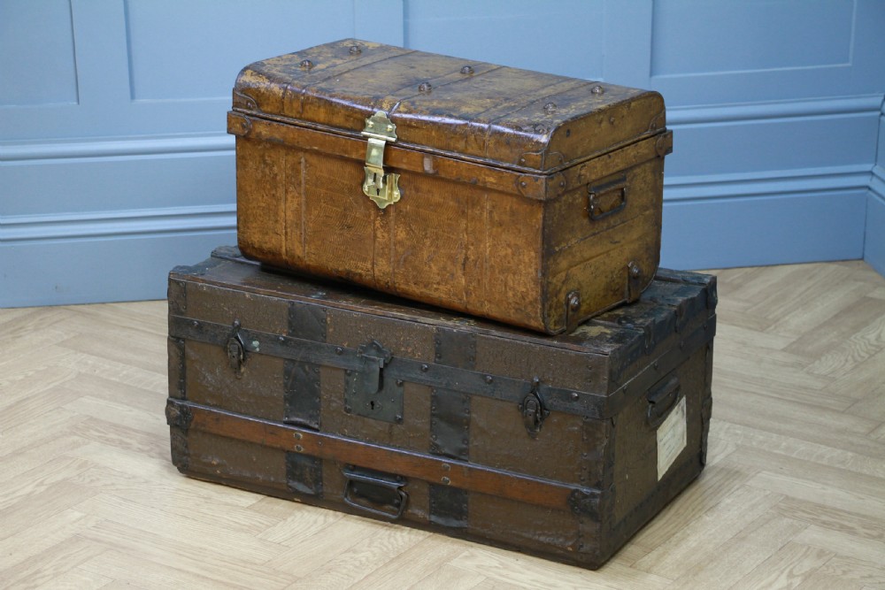 Antique Vintage Small Scrumbled Metal Travel Chest Steamer Trunk Box View XI