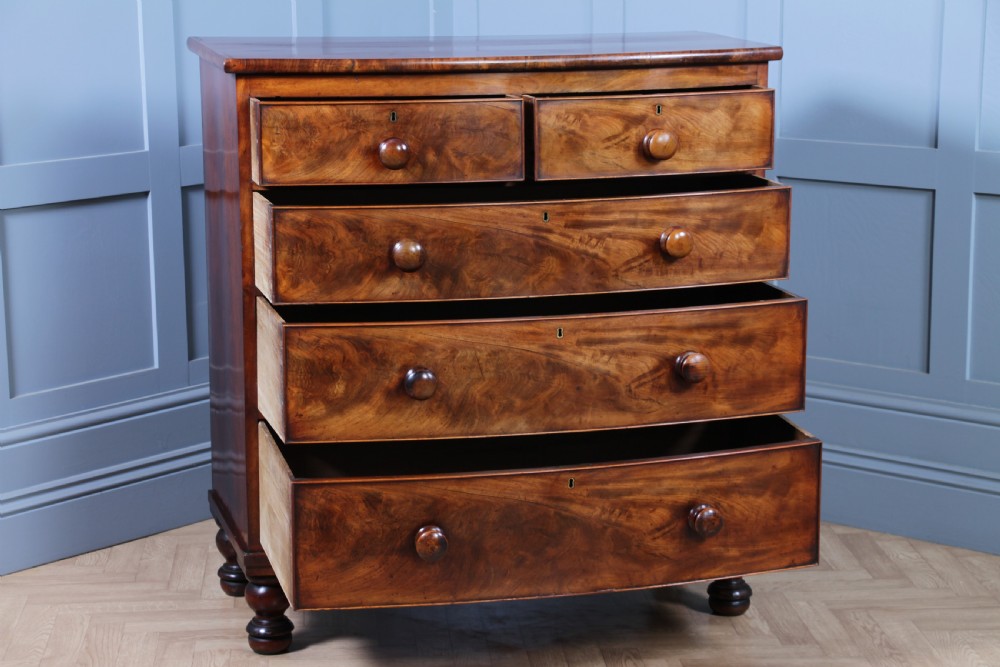 Antique Late Georgian Small Flame Grain Mahogany Bow Front Chest of 5 Drawers View II