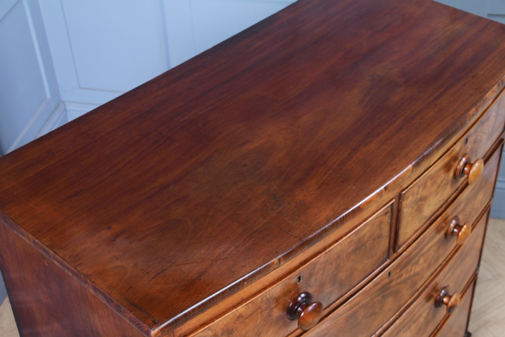 Antique Late Georgian Small Flame Grain Mahogany Bow Front Chest of 5 Drawers View VIII