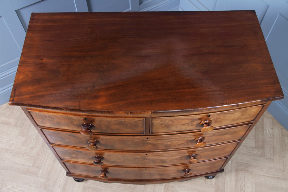 Antique Late Georgian Small Flame Grain Mahogany Bow Front Chest of 5 Drawers View IX