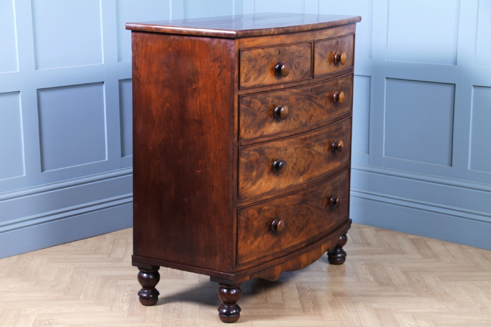 Antique Late Georgian Small Flame Grain Mahogany Bow Front Chest of 5 Drawers View XI
