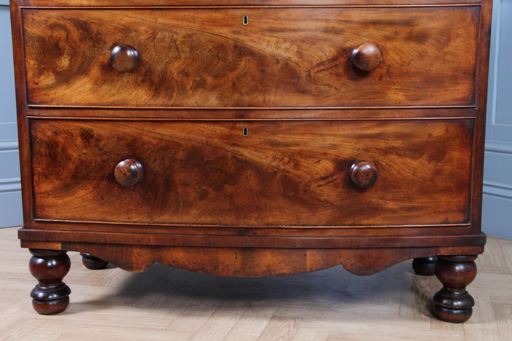 Antique Late Georgian Small Flame Grain Mahogany Bow Front Chest of 5 Drawers View XVI
