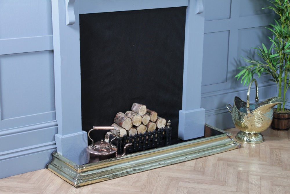Antique Original Victorian Polished Brass Moulded Fire Place Hearth Fender C1870 View III