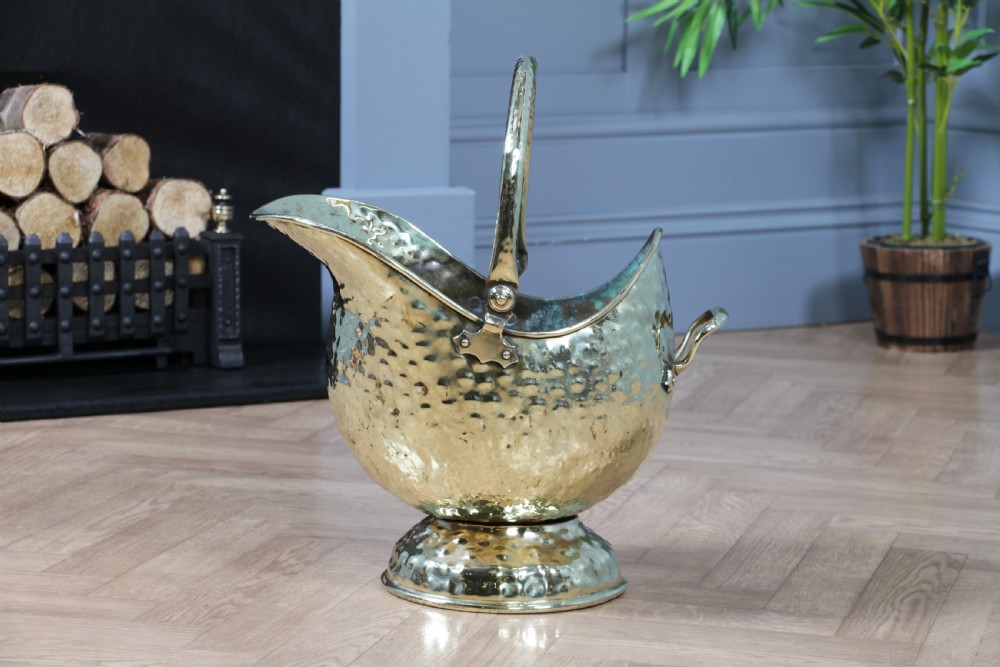 Antique Victorian Solid Brass Helmet Coal Bucket Fireside Scuttle Kindling Logs C1880