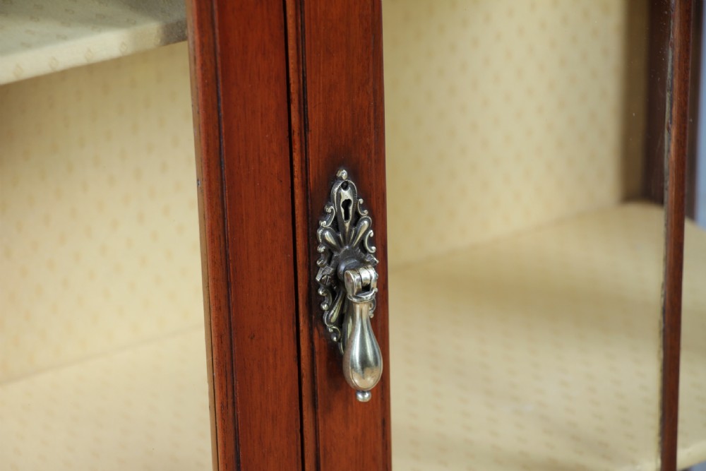 Antique Edwardian Sheraton Revival Mahogany Inlaid Glazed Display China Cabinet C1900 View XVI