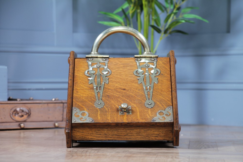 Antique Edwardian Art Nouveau Solid Oak Fireside Coal Purdonium Scuttle Box 1900 View X