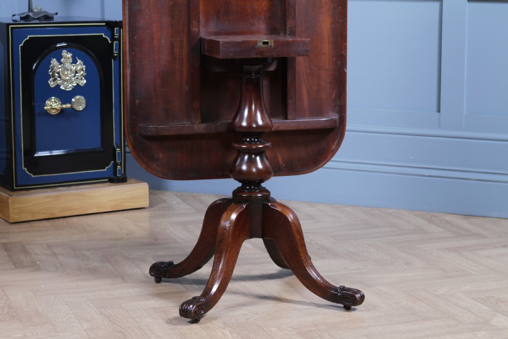 Antique William IV Early Victorian Small Solid Mahogany Tilt Top Breakfast Table  View XVII