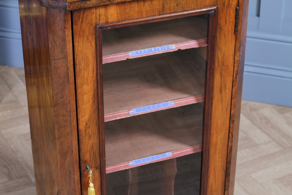 Antique Victorian Figured Walnut Glazed Music Sheet Gramophone 78 Cabinet C1880 View XIII