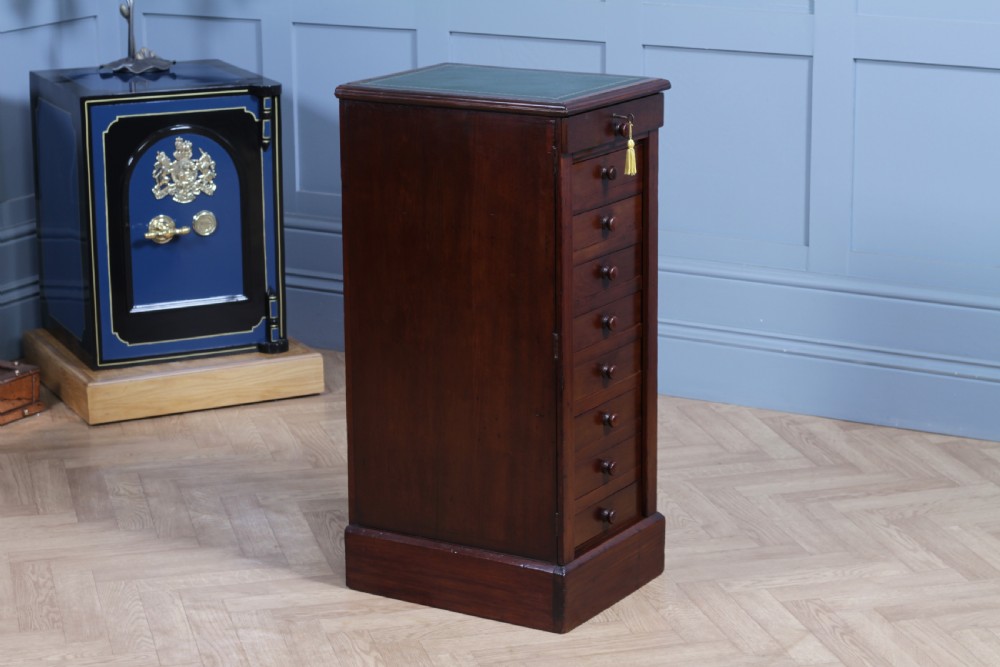Antique Late Victorian Walnut Wellington Filing Chest of 9 Drawers C1890 View XII