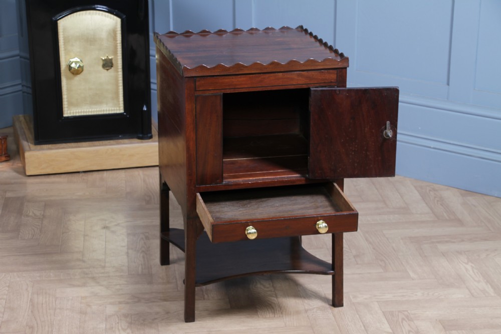 Antique Georgian Flame Grain Mahogany & Ebony Inlaid Tray Top Bedside Cupboard Lamp Side Table View IV