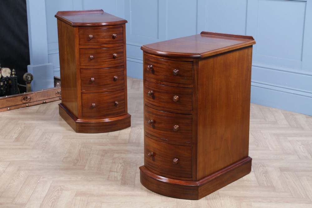 Pair of Antique Victorian Bow Front Mahogany Bedside Chests of Drawers C1850 View II