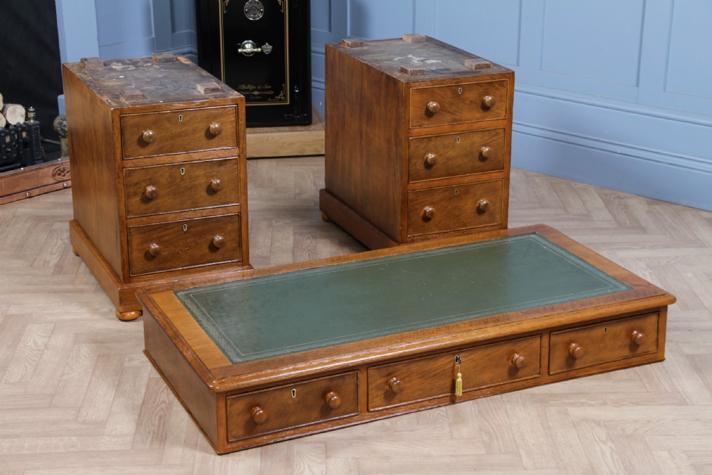 Antique Victorian Golden Figured Brown Oak 9 Drawer Twin Pedestal Leather Top Writing Desk View XIV
