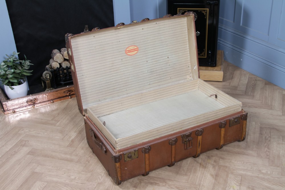 Antique 1920's Canvas & Wood Suitcase Steamer Trunk Vintage Luggage View IV
