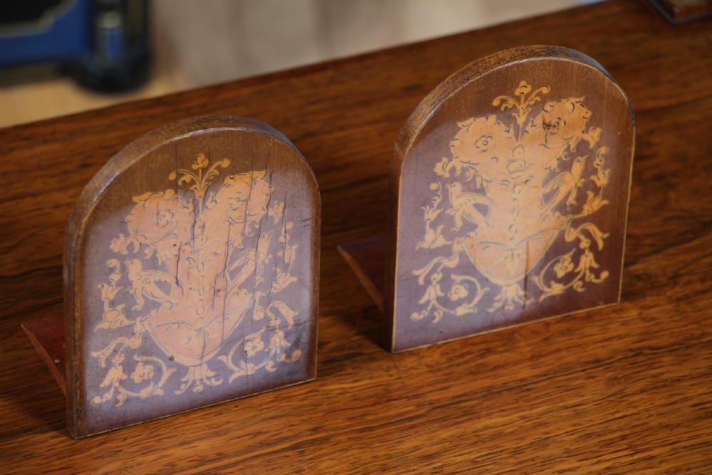 Pair of Antique Edwardian Mahogany Inlaid Boxwood & Satinwood Marquetry Bookends View X