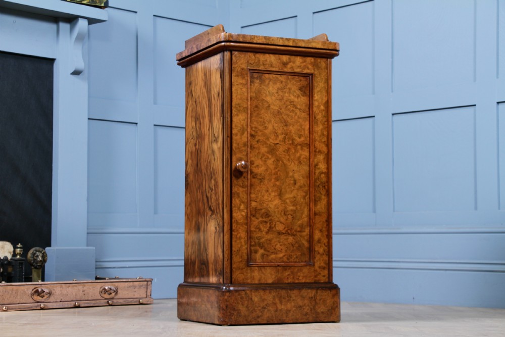 Outstanding Victorian Holland & Sons Burr Walnut Bedside Cupboard 1870 View III