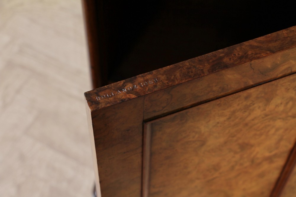 Outstanding Victorian Holland & Sons Burr Walnut Bedside Cupboard 1870 View XV