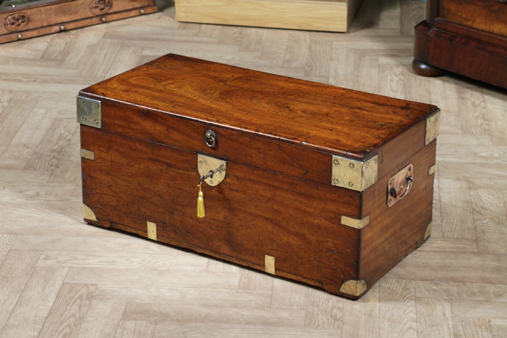 Victorian Military Camphor Wood Campaign Chest With Key View II