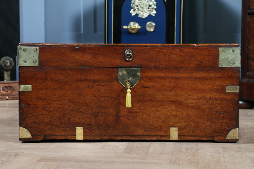 Victorian Military Camphor Wood Campaign Chest With Key View X