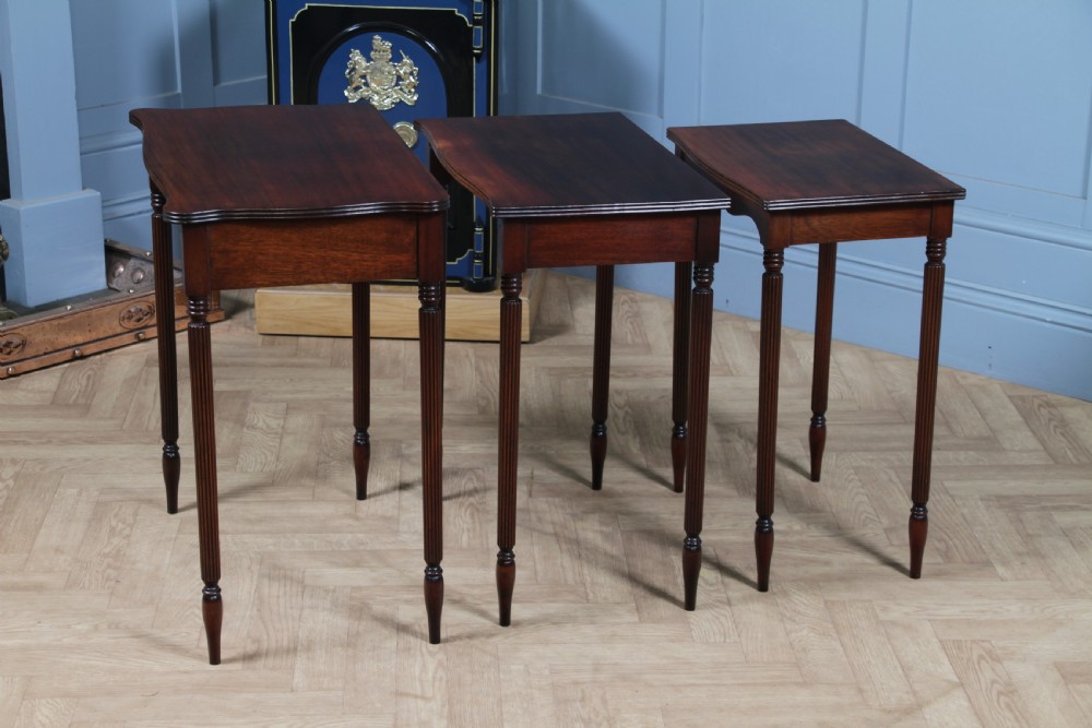 Antique 1920's Nest of Three Hepplewhite Revival Solid Mahogany Reeded Tables View XVI