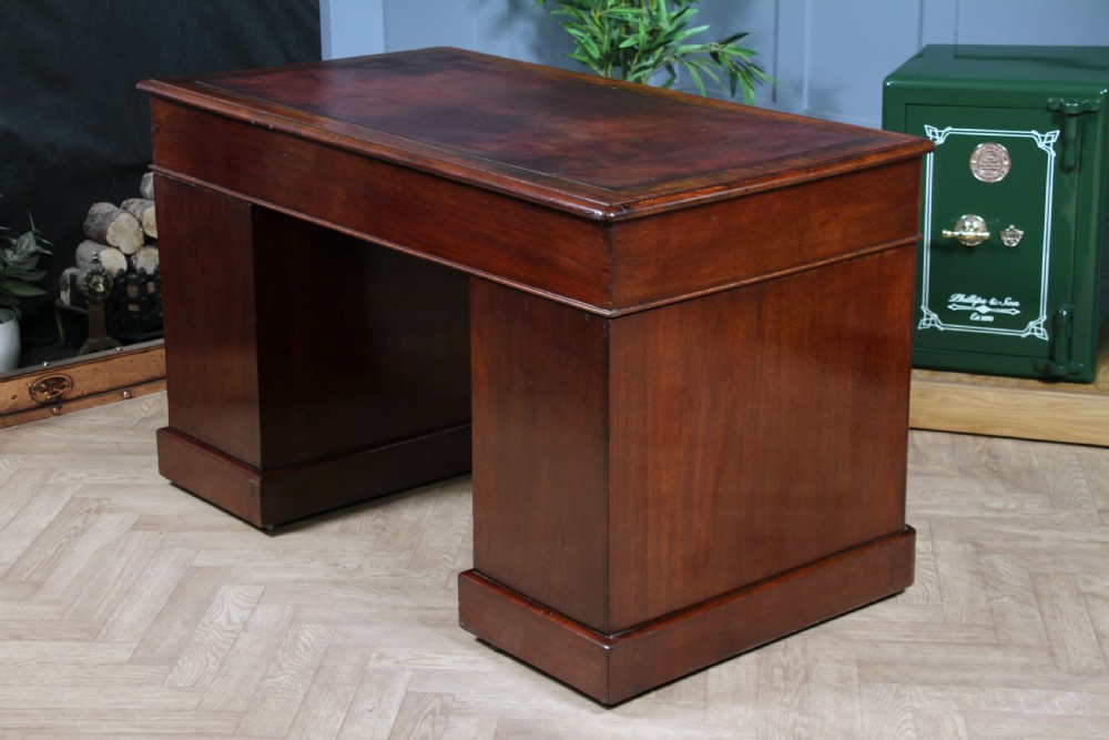 Antique Victorian Curved Front Mahogany 9 Drawer Twin Pedestal Leather Top Writing Desk 1870 View XX