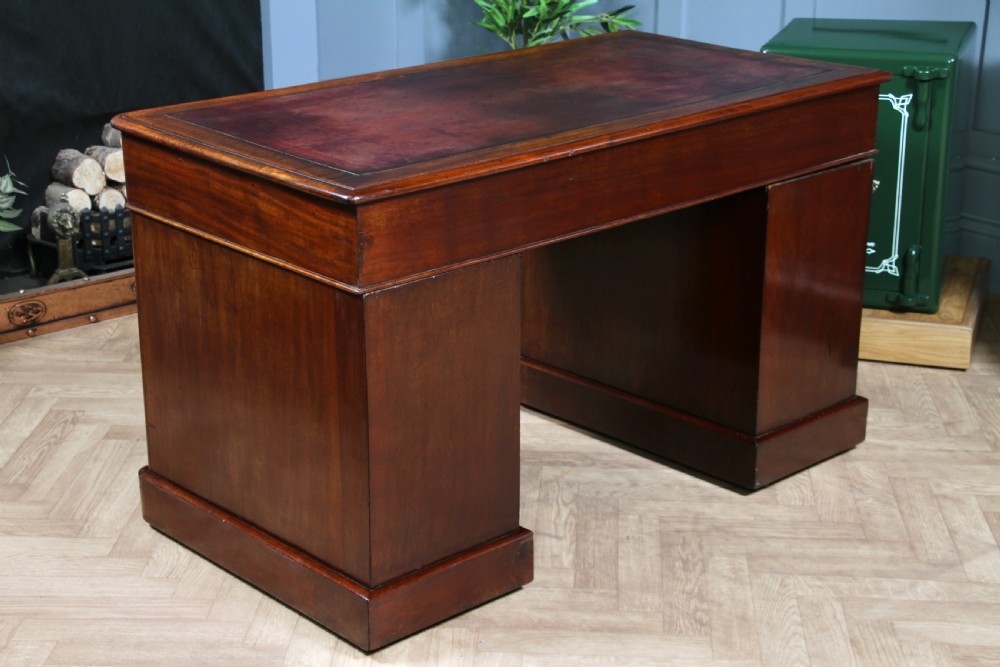 Antique Victorian Curved Front Mahogany 9 Drawer Twin Pedestal Leather Top Writing Desk 1870 View XXI