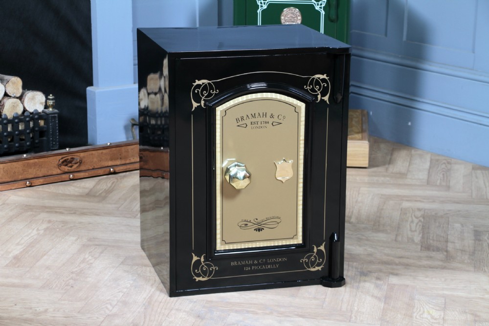 Antique Bramah & Co Black & Gilded Luxury Fireproof Safe Fully Restored Vintage View XXV