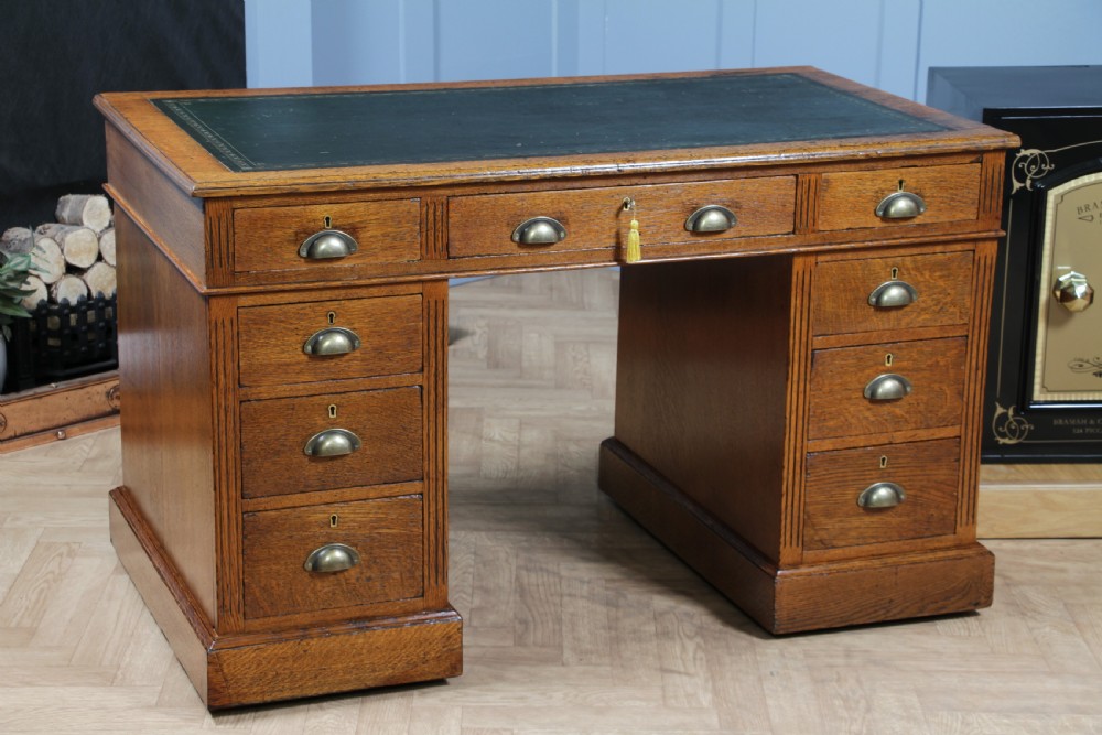 Antique Victorian Medium Oak 9 Drawer Twin Pedestal Leather Top Writing Desk With Key