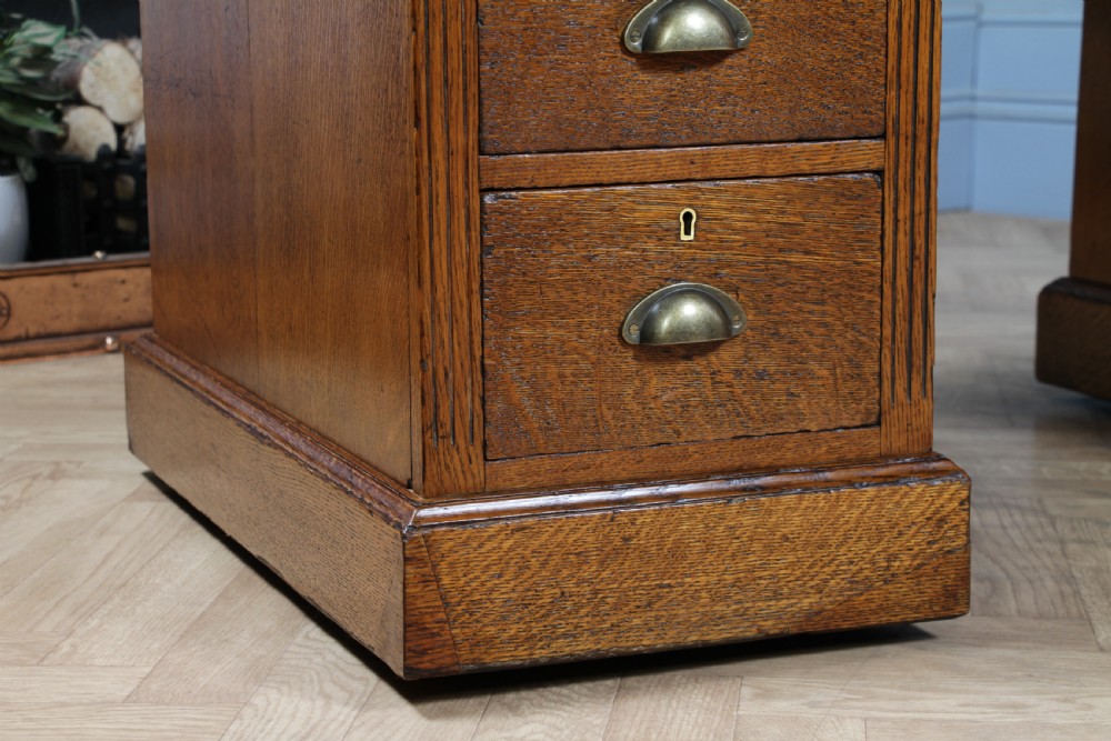 Antique Victorian Medium Oak 9 Drawer Twin Pedestal Leather Top Writing Desk With Key View XIV