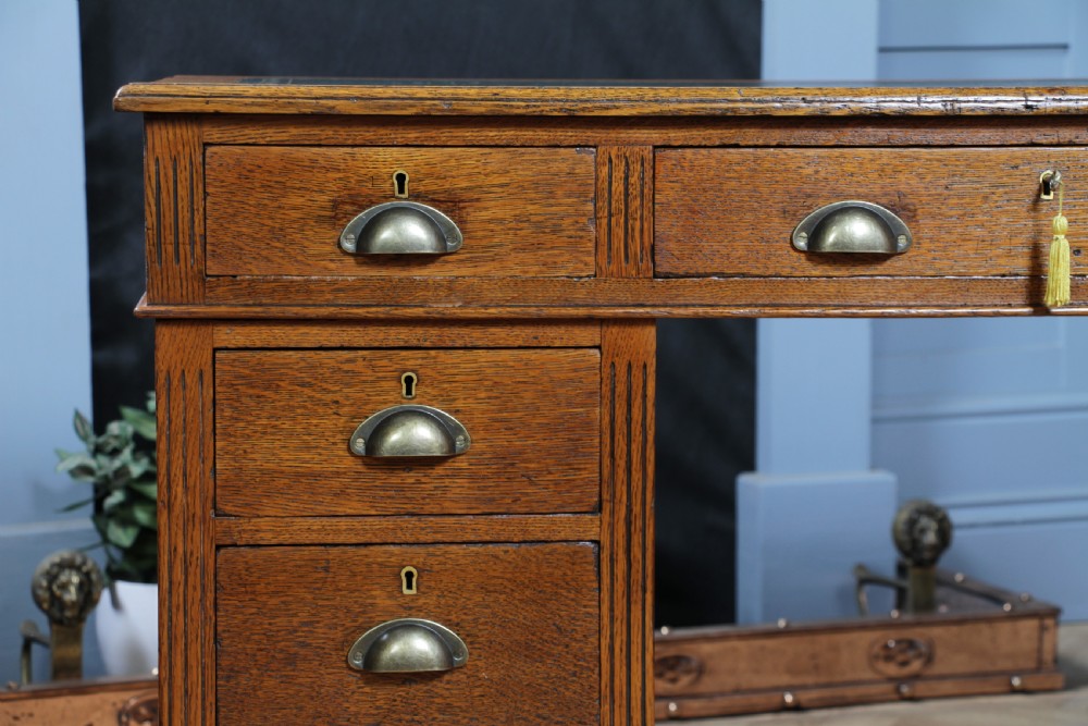Antique Victorian Medium Oak 9 Drawer Twin Pedestal Leather Top Writing Desk With Key View XV