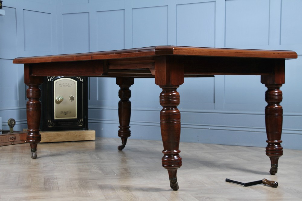 Antique Late Victorian Edwardian Solid Walnut Wind Out 1 Leaf Dining Table C1890 View VIII