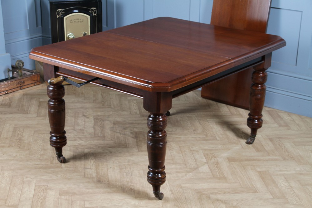 Antique Late Victorian Edwardian Solid Walnut Wind Out 1 Leaf Dining Table C1890 View IX