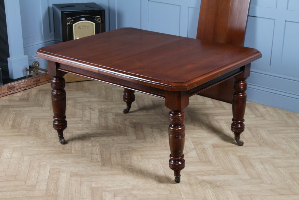 Antique Late Victorian Edwardian Solid Walnut Wind Out 1 Leaf Dining Table C1890 View X