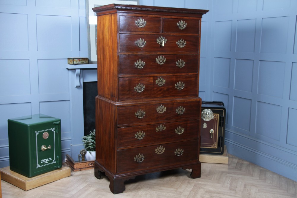 Antique George III Georgian Mahogany Chest on Chest 8 Drawers With Key C1770