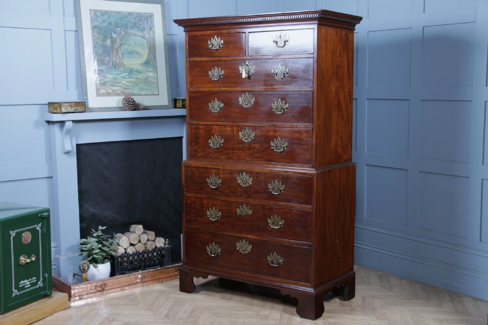Antique George III Georgian Mahogany Chest on Chest 8 Drawers With Key C1770 View II