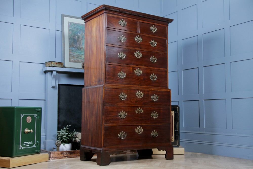 Antique George III Georgian Mahogany Chest on Chest 8 Drawers With Key C1770 View VII
