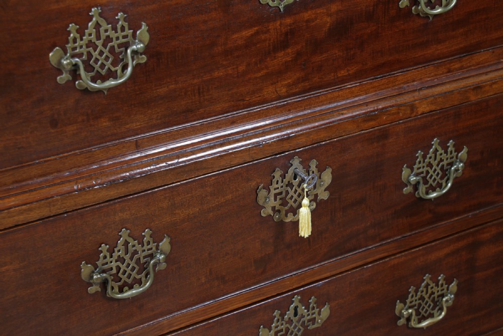Antique George III Georgian Mahogany Chest on Chest 8 Drawers With Key C1770 View XV