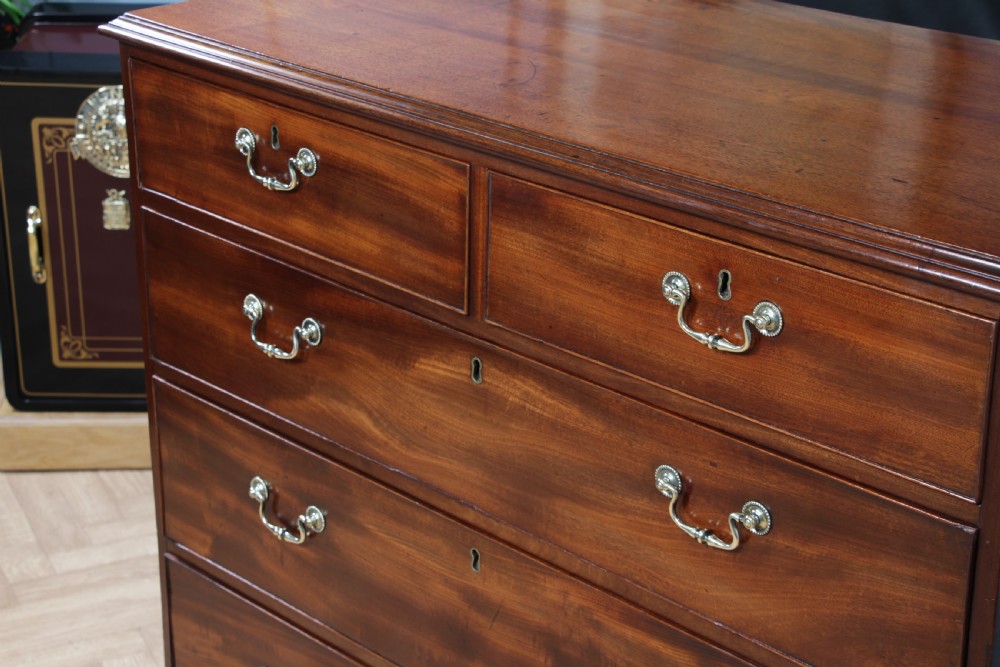 Original Antique Georgian Flame Grain Mahogany Chest Bank of 5 Drawers Restored View VI