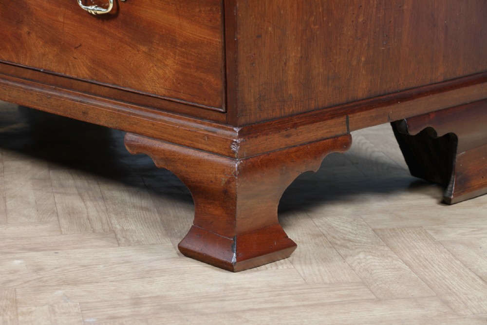 Original Antique Georgian Flame Grain Mahogany Chest Bank of 5 Drawers Restored View XVI